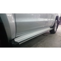 Estribos de aluminio para Amarok